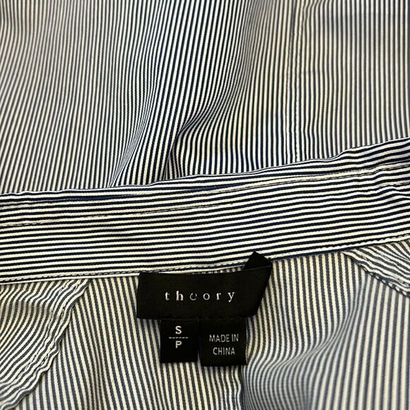 Theory blue white vertical stripe long sleeve zip front blouse Size S EUC - Picture 7 of 9